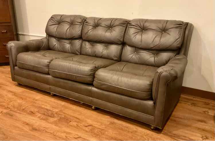 Vintage Mesquite Leather Traditional Tufted Sofa by Classic Leather Inc.