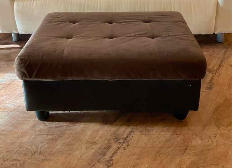 Tufted Storage Ottoman