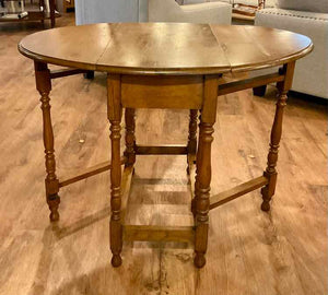 Vintage Drop Leaf Gate Leg Dining Table