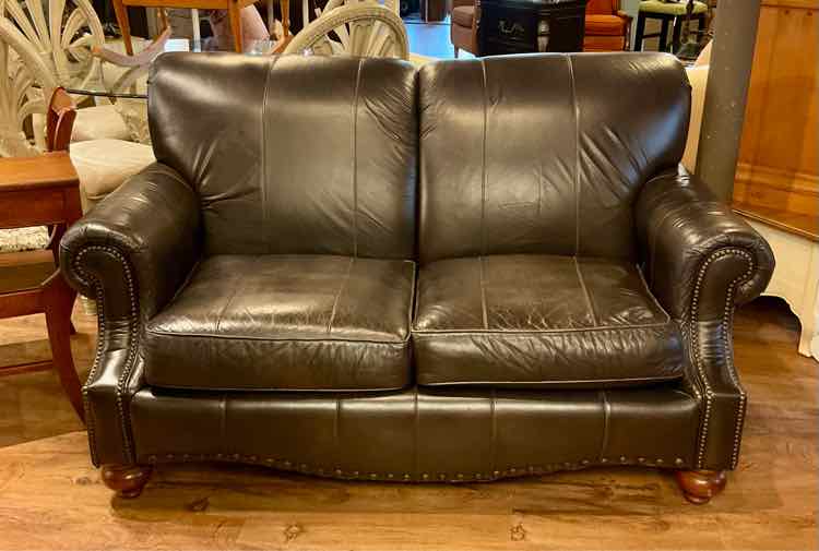 Bassett Dark Chocolate Leather w/ Nailhead Accent Love Seat