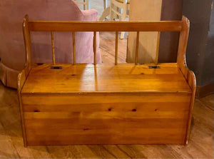 Knotty Pine Bench w/ Storage