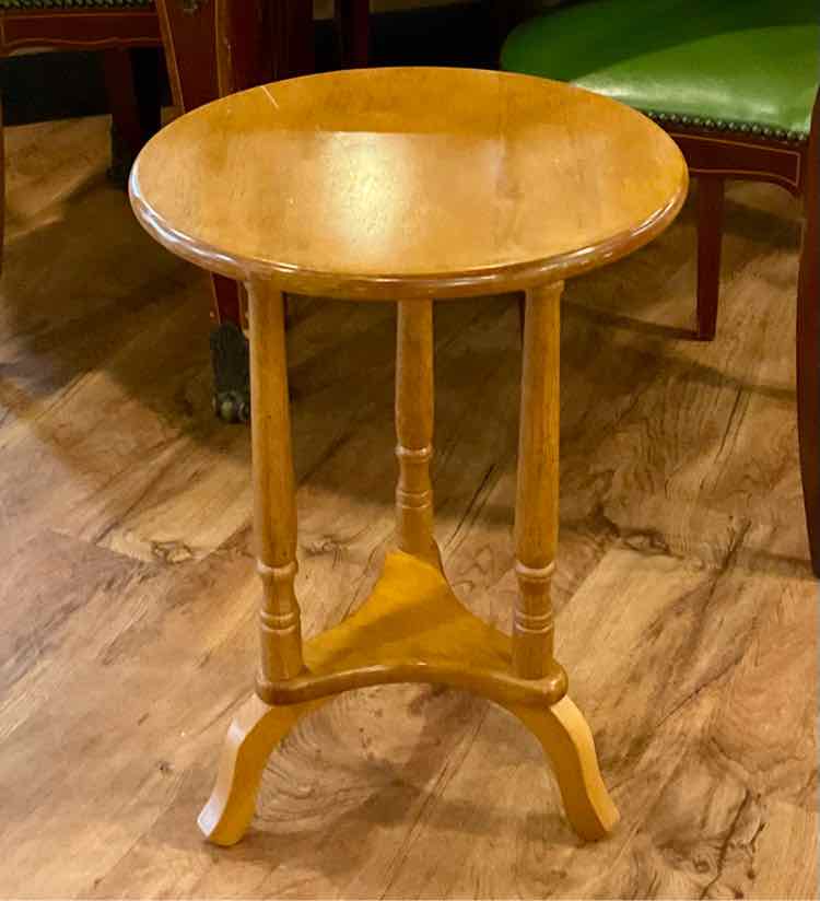Round Wooden Royola Pacific Side Table