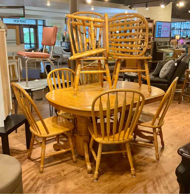 A-America Solid Oak Dining Table w/ 2 Stored Leaves &amp; 8 Chairs