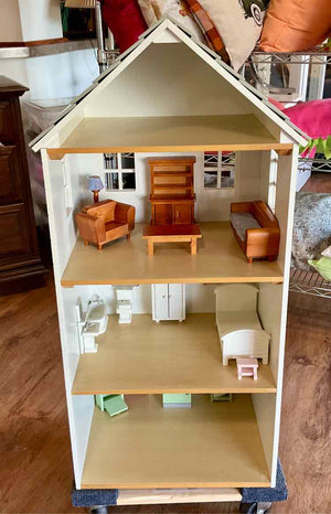 Pottery Barn Westport Townhouse Dollhouse w/ 16 Pieces of Furniture