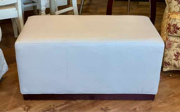 Marquise Concord Leather Bedroom Bench