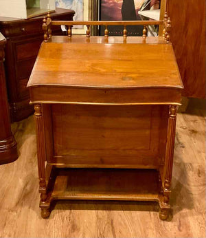 Antique Solid Hardwood 3 Drawer Lift Top Davenport Desk