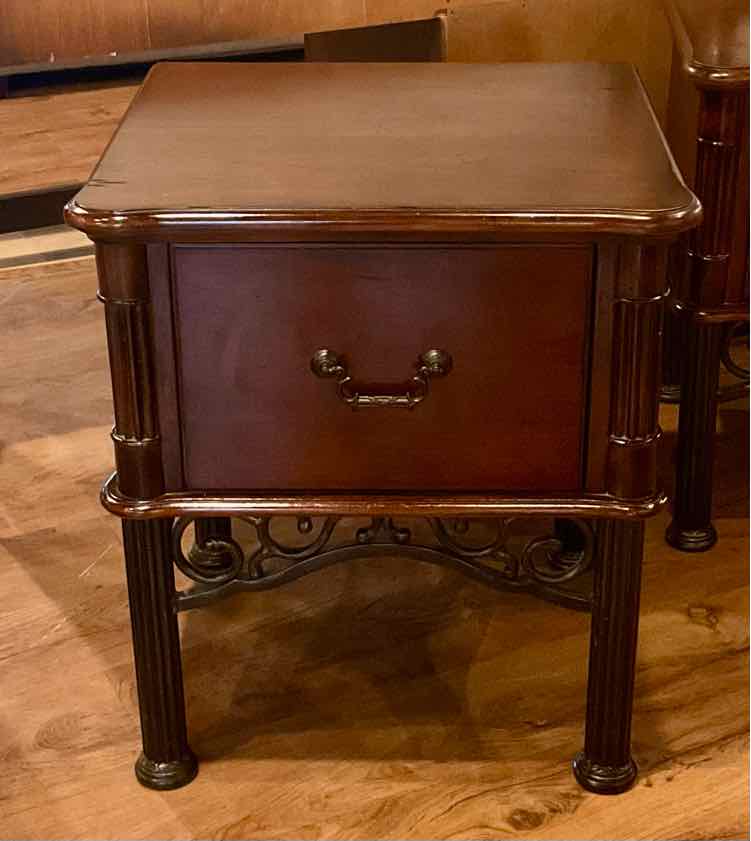 1 Drawer High-Leg Nightstand