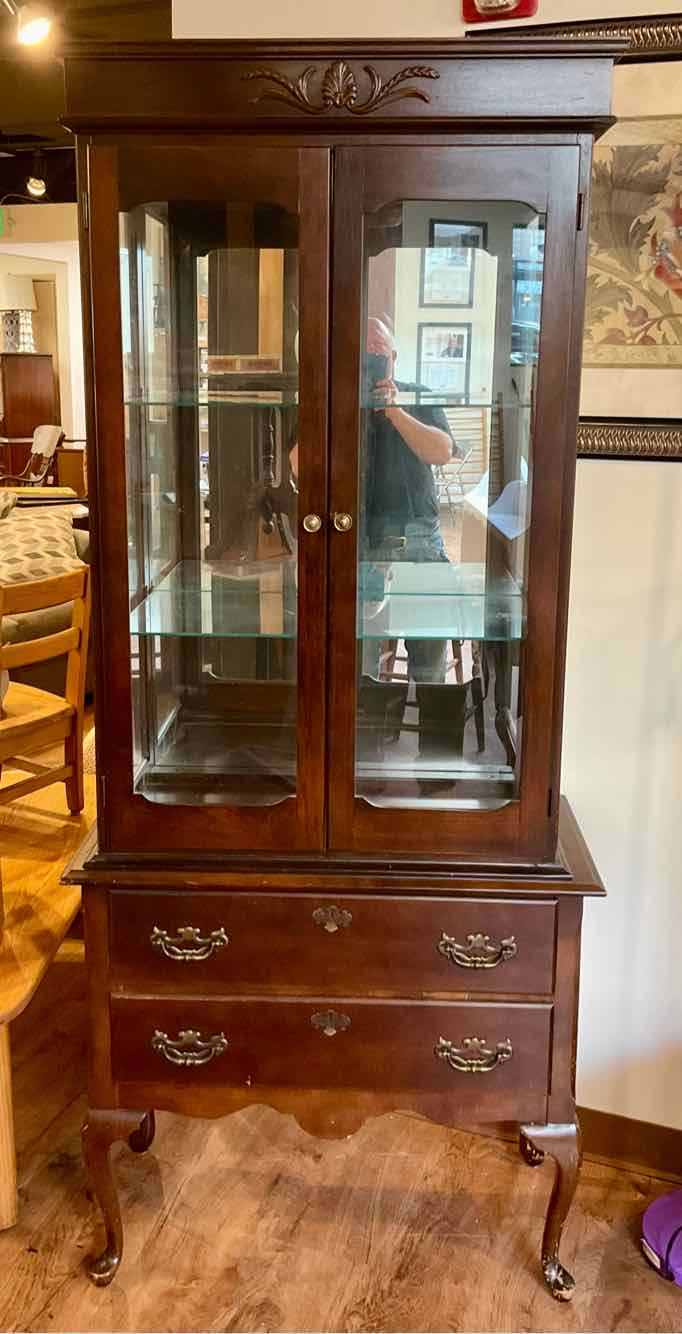 2 PC Petite Queen Anne Lighted High-Leg Hutch