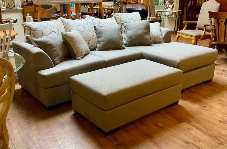 Michael Nicholas Designs 2 PC Reversible Chaise Sectional w/ Ottoman (As Is )