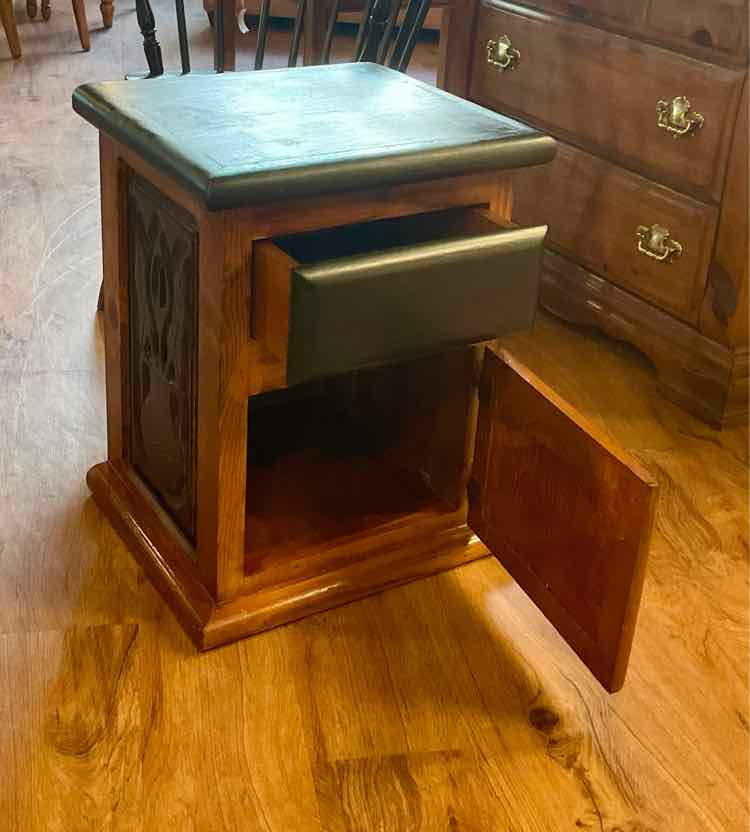 Noir 2-Toned Hand Carved Nightstand