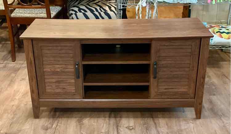 Modern Media Console