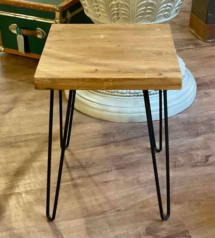 Rustic Hairpin Leg Side Table