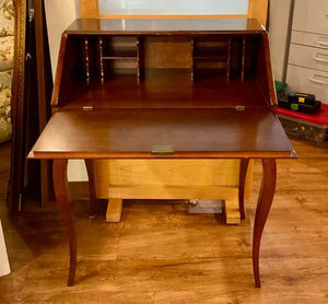 Mahogany Finish Secretary Desk ( No Key )